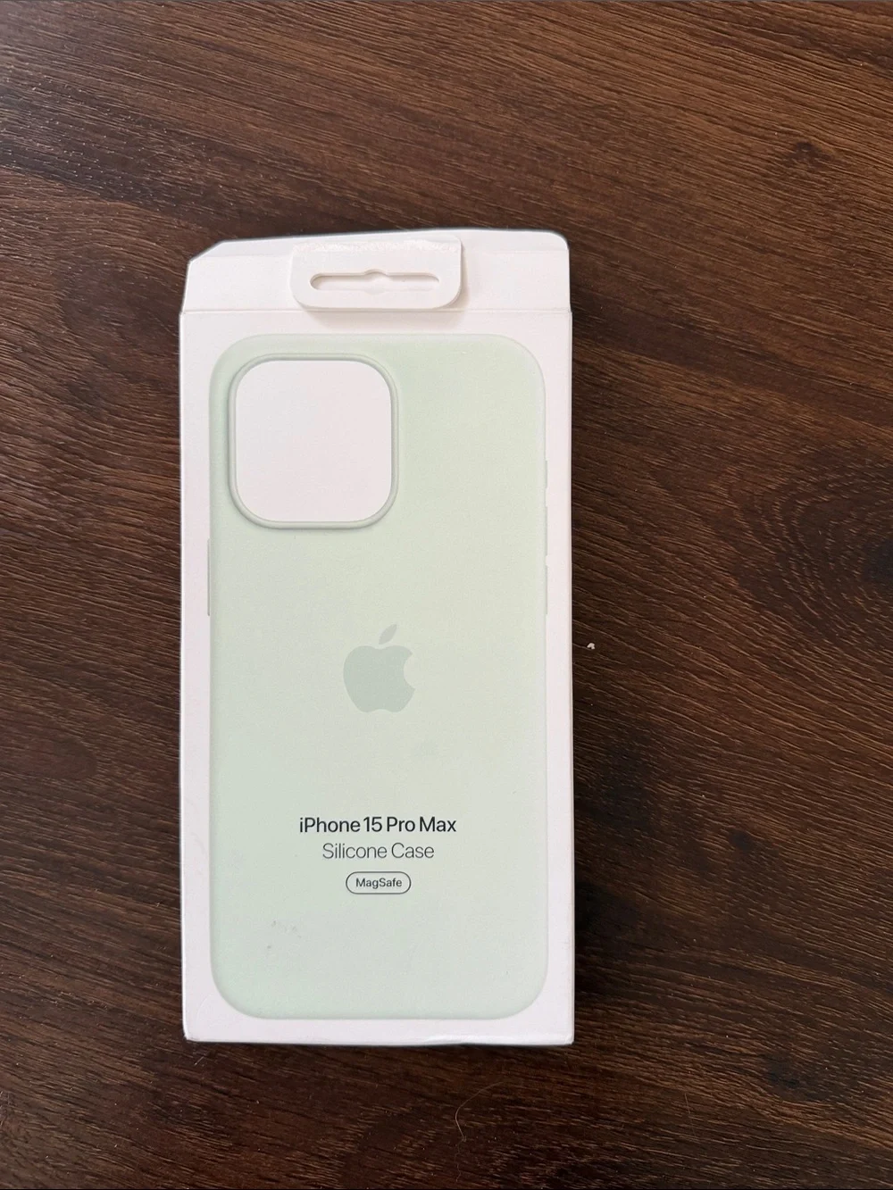 Apple iPhone 15 Pro Max Silicone Case - Light Green